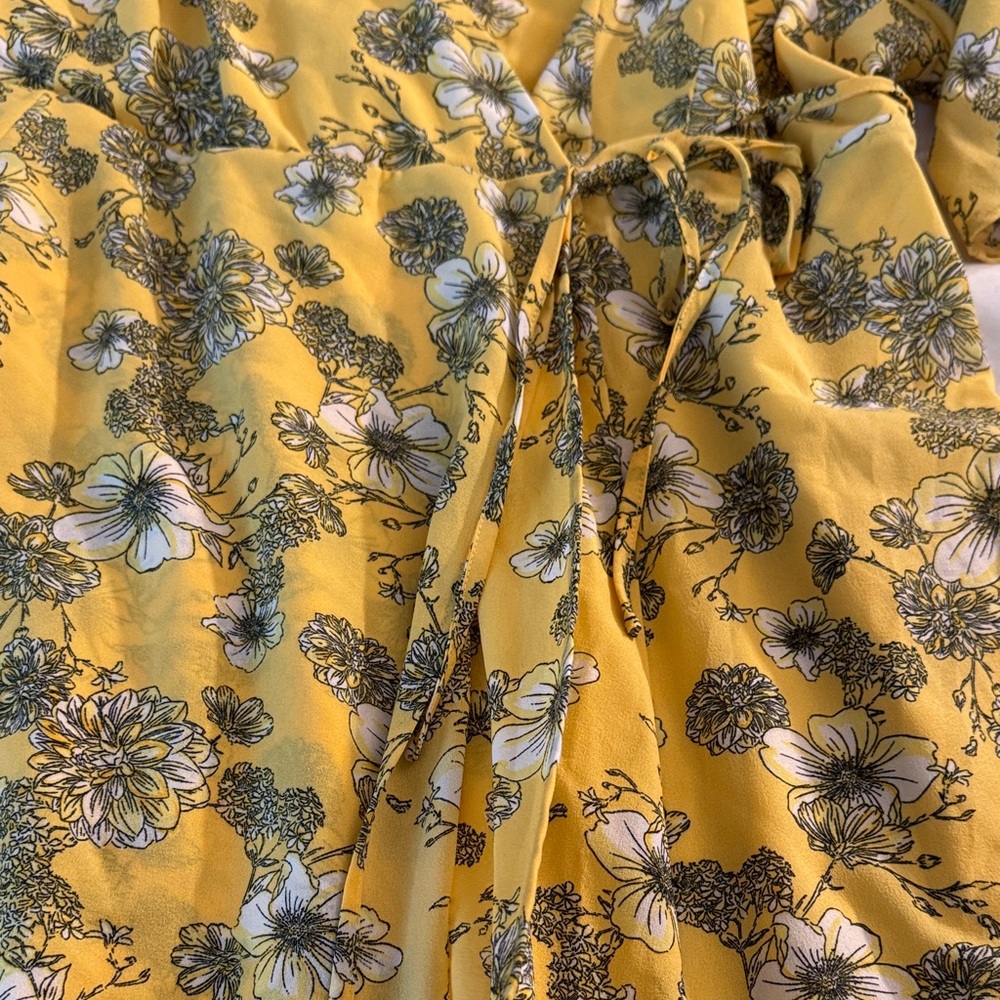 Torrid Yellow Floral Women’s Dress - Picture 5 of 11